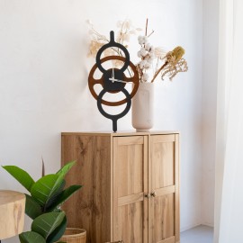 Minimalist horizontal clock