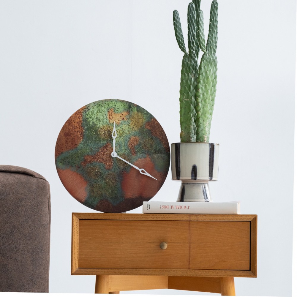 Country style wall clock